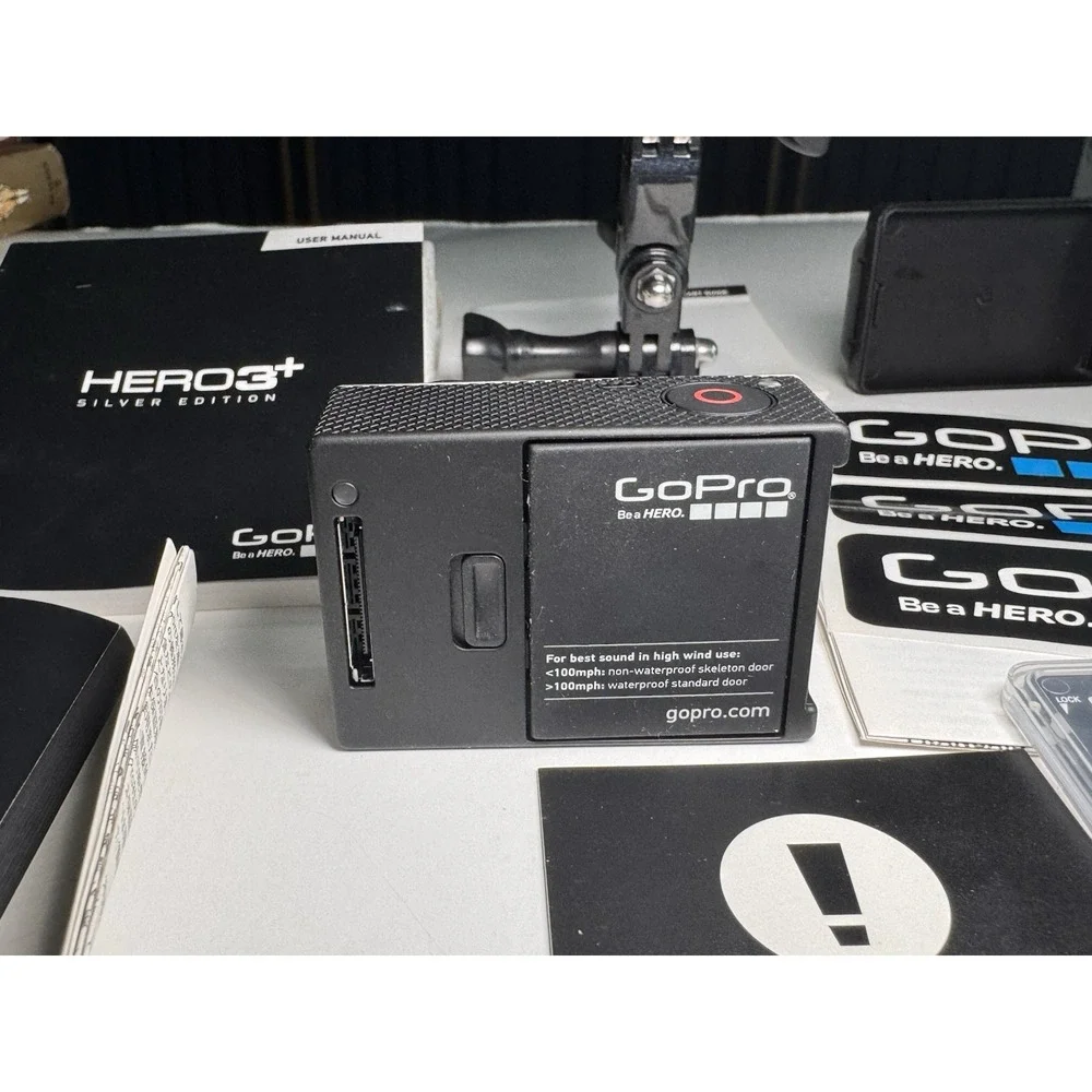 GoPro HERO‎ 3+ Action Camera, Battery , Charger, 32gb SD Waterproof Cases Manual